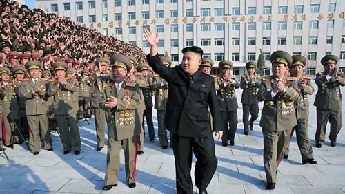 Quân đội thề bảo vệ ông Kim Jong-un "đến chết" - 2