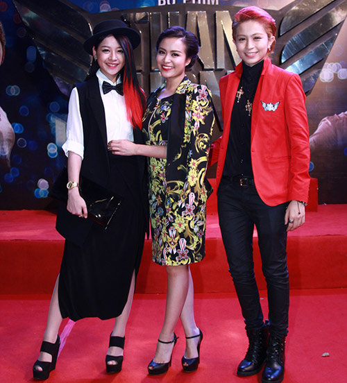 Chi Pu khép nép bên Gil Lê - 5