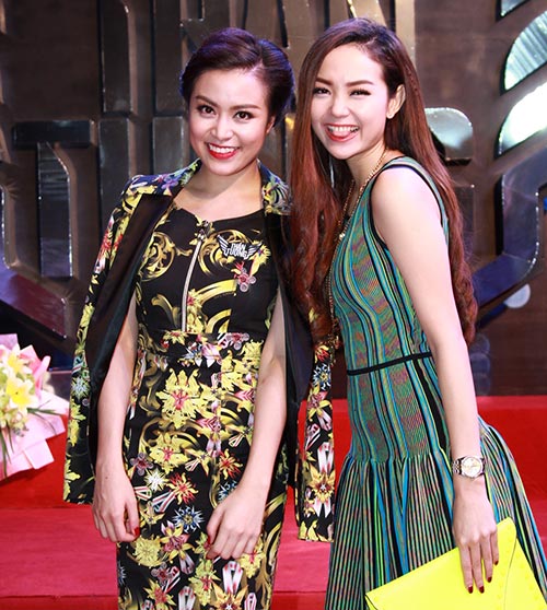 Chi Pu khép nép bên Gil Lê - 9