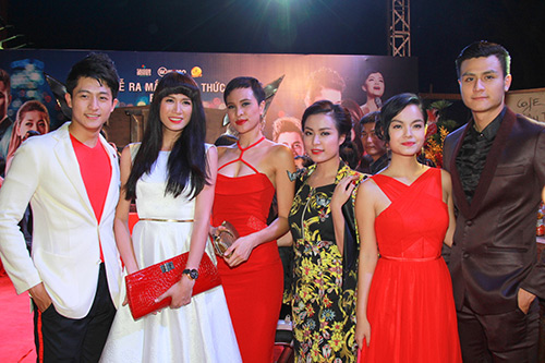 Chi Pu khép nép bên Gil Lê - 5