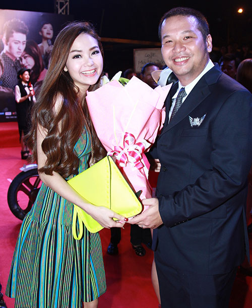 Chi Pu khép nép bên Gil Lê - 19