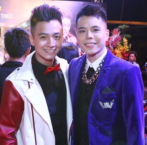 Chi Pu khép nép bên Gil Lê - 3