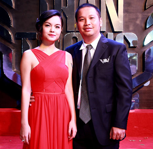 Chi Pu khép nép bên Gil Lê - 13