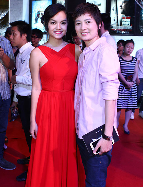 Chi Pu khép nép bên Gil Lê - 14