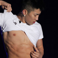 Ca nhạc - MTV - Mỹ nam Hàn khiến fan nữ "điên cuồng"