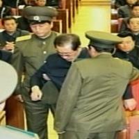 Tin tức trong ngày - Kim Jong-un được cha cảnh báo về Jang Song-taek?