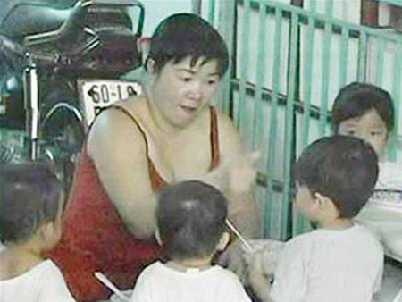 Bảo mẫu "phù thủy": Từ hành xác tới đánh chết trẻ - 3