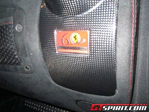 Siêu xe Ferrari 430 Scuderia của Schumacher rao bán - 9