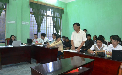 Vụ “hòn đá bị bắt giam”: Huyện xin thương lượng - 2