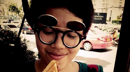 Indonesia: Chết vì làm việc 30 giờ liên tục - 2