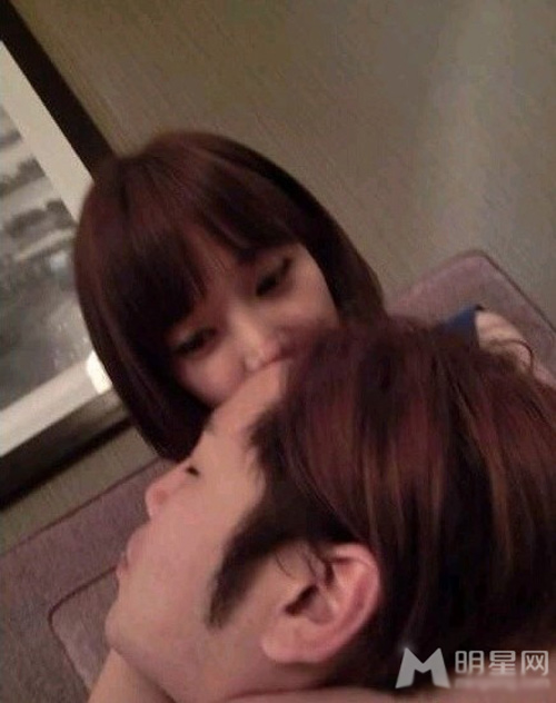 Nóng mặt vì chiêu trò phản cảm của sao vô danh - 6