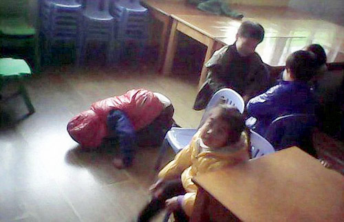 Cảnh tượng bạo hành trẻ ở Trung Quốc - 7