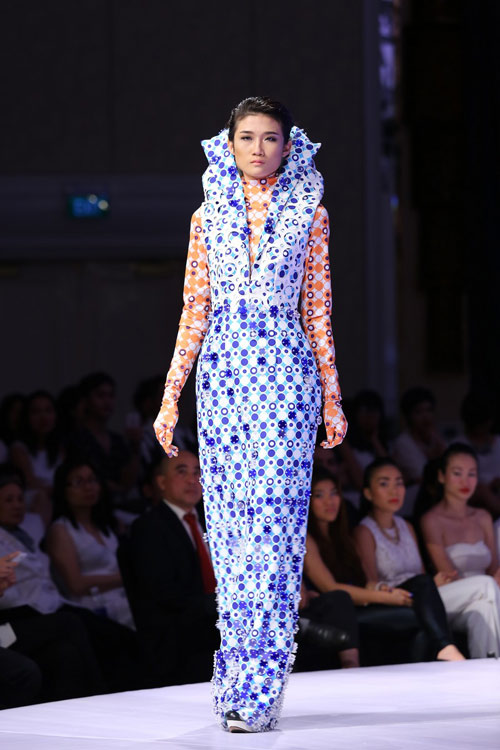 Thời trang Việt với cảm hứng thuần khiết - 14