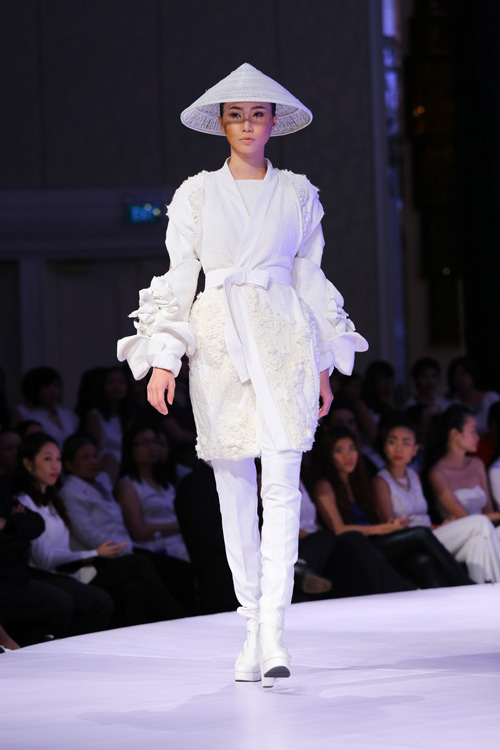 Thời trang Việt với cảm hứng thuần khiết - 18