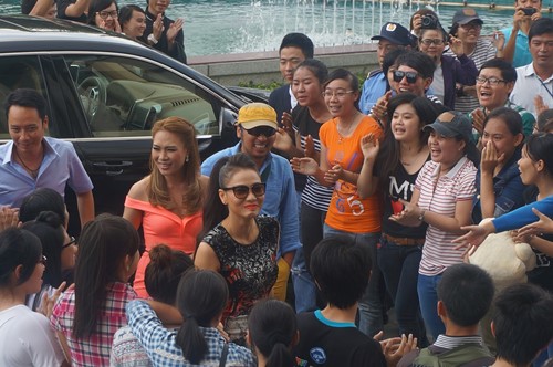 Quân Kun xuất hiện trong tập 2 Vietnam Idol - 7