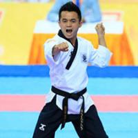 - Cậu bé nhặt rác lập hat-trick HCV SEA Games