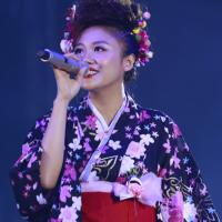 Ca nhạc - MTV - Văn Mai Hương diện kimono lạ mắt