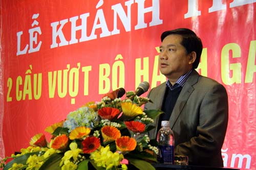 BT Thăng và cầu vượt xây siêu nhanh trong ga HN - 1