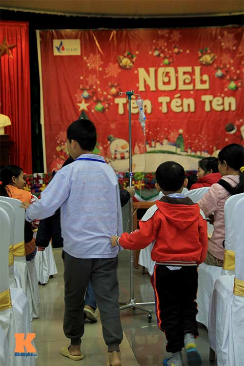 Noel sớm của các bệnh nhi ung thư máu - 8