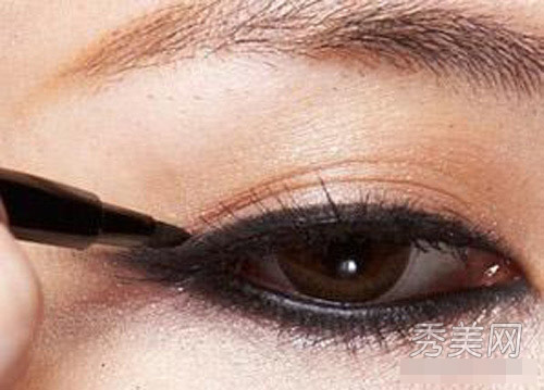Hướng dẫn trang điểm mang "hương vị" Hàn - 3