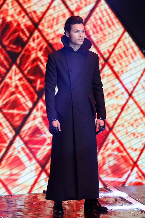 Dàn Top Model hội ngộ trong đêm chung kết - 15