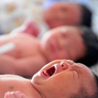 Tin tức trong ngày - TQ: Cấm vắc-xin "tử thần" khiến 4 trẻ thiệt mạng