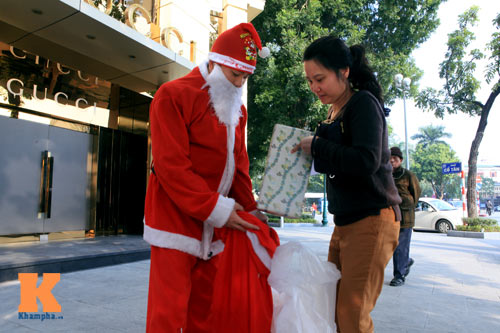 Hà Nội-TPHCM lung linh đón Noel và năm mới - 4