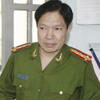 Cựu Đại tá CA Dương Tự Trọng hầu tòa vào 7/1/2014