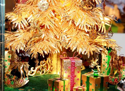 Cây thông Noel vàng giá nửa tỷ đồng tại VN - 7