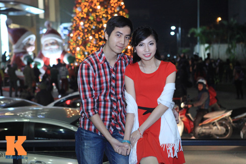 Thiếu nữ Hà thành xinh tươi trên phố Noel - 12