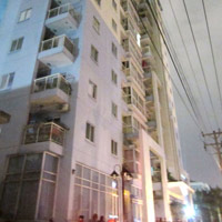 Tin tức trong ngày - Rơi từ sân thượng chung cư, bé trai tử vong