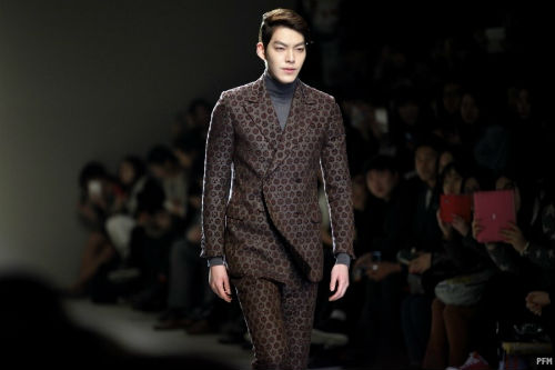 Góc khuất chưa biết về hotboy Người thừa kế - 11