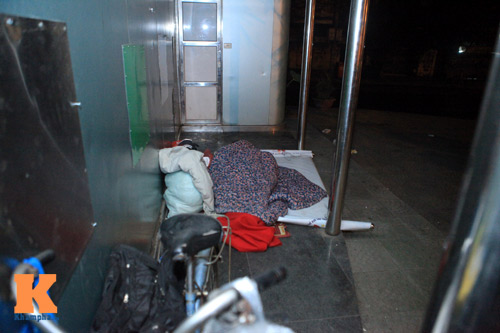 Những mảnh đời vô gia cư trong đêm đông lạnh Thủ đô - 5