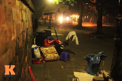 Những mảnh đời vô gia cư trong đêm đông lạnh Thủ đô - 7
