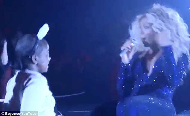 Xúc động màn nhảy của Beyonce và fan nhí ung thư - 10