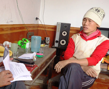 Lạm thu, phụ huynh, GV bất bình với hiệu trưởng - 1