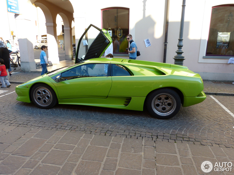 Ngắm dàn Lamborghini Diablo đa sắc - 13