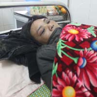 Tin tức trong ngày - 2 “cẩu tặc” bị đốt xe máy, đánh trọng thương