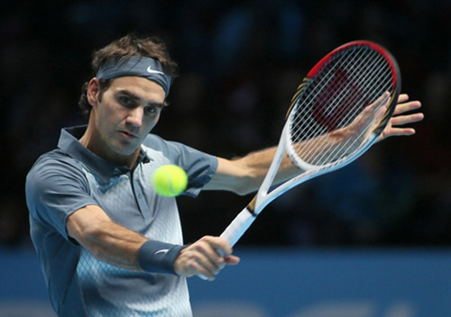 Federer sẽ dùng vợt mới trong năm 2014 - 1
