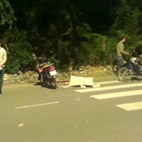 Pháp luật - Người đàn ông chết bất thường bên đường