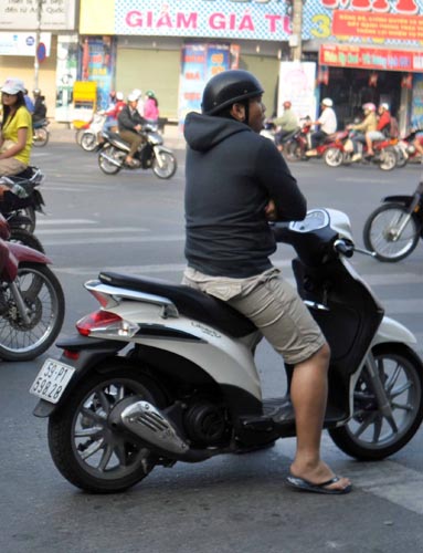 SG "hưởng" không khí lạnh nhất trong 10 năm qua - 8