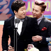 Ca nhạc - MTV - Trưởng nhóm Big Bang gây sốt với giải cặp đôi