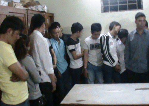 Đột kích 2 ổ cờ bạc của dân "anh chị" Hải Phòng - 3