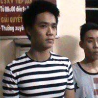 Pháp luật - Đột kích 2 ổ cờ bạc của dân "anh chị" Hải Phòng