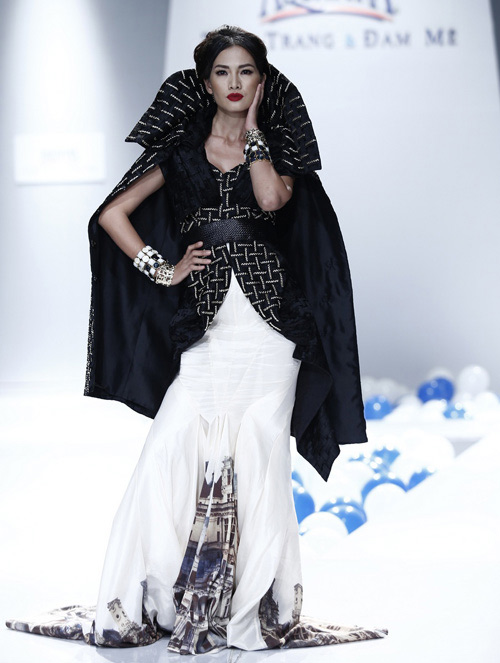 Thời trang Việt còn nhuốm màu tạp kỹ - 16