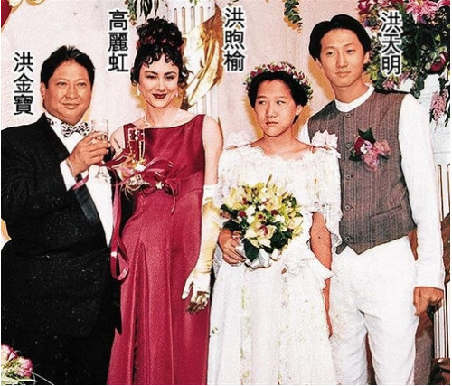 Những gia tộc toàn sao "bự" của showbiz Hồng Kông - 3