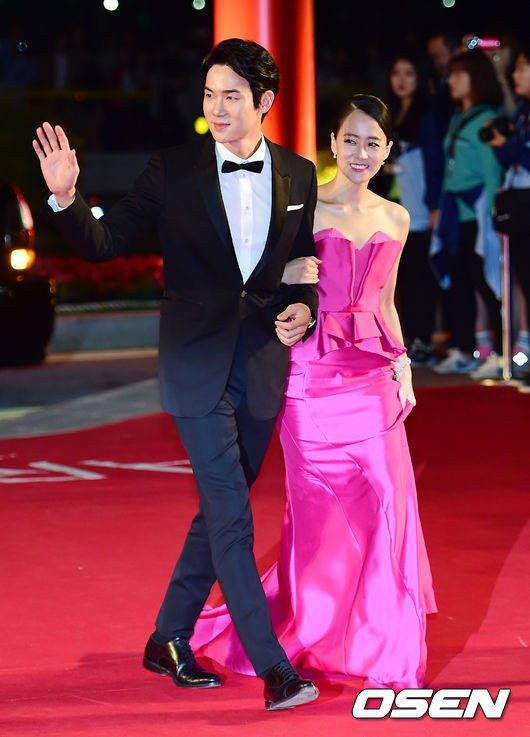 5 người đẹp Hàn "đốt cháy" thảm đỏ - 14