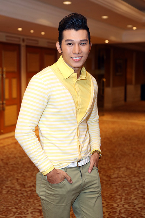 Hà Anh lấp ló nội y sau lớp áo mỏng - 11