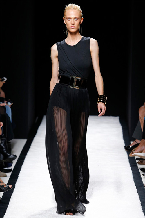 Mọi cô gái đều sẽ mê đắm bộ sưu tập của Balmain! - 9