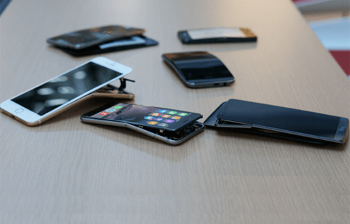 Galaxy Note 3 chịu lực tốt nhất, iPhone 6 Plus không hề... "mềm" - 1